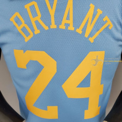 Las camisetas más míticas de Kobe Bryant 