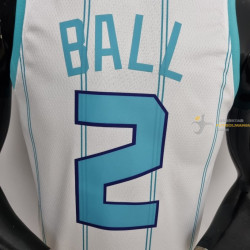 Camiseta NBA LaMelo Ball 2 Charlotte Hornets 75th Anniversary Versión Air Jordan 2022