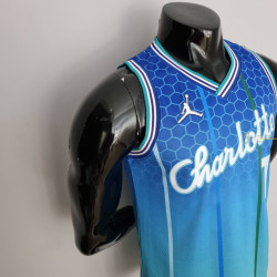 Camiseta NBA LaMelo Ball 1 Charlotte Hornets 75th Anniversary Versión Especial Air Jordan 2022