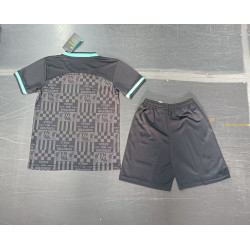 Camiseta y Pantalón Niños Liverpool Edición LeBron James 2024