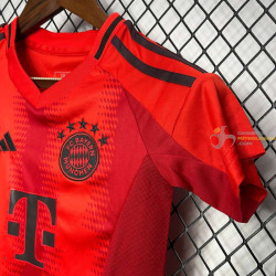 Camiseta y Pantalón Fútbol Niños Bayern Munich Primera Equipación 2024-2025