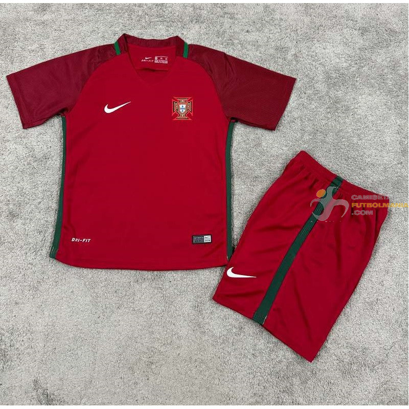 Camiseta y Pantalón Niños Portugal Primera Equipación Retro Clásica 2016-2017