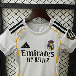 Camiseta y Pantalón Fútbol Niños Real Madrid Primera Equipación 2025-2026