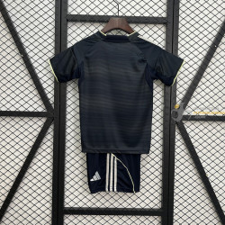 Camiseta y Pantalón Fútbol Niños Real Madrid Segunda Equipación 2025-2026