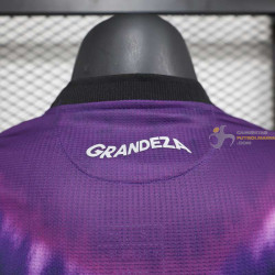 Camiseta Fútbol Real Madrid Calentamiento Versión Jugador 2024-2025