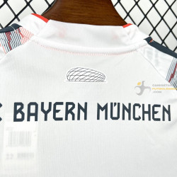 Camiseta y Pantalón Fútbol Niños Bayern Munich Segunda Equipación 2025-2026