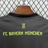 Camiseta y Pantalón Fútbol Niños Bayern Munich Portero Negra 2025-2026