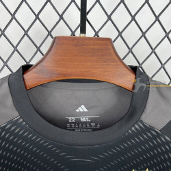 Camiseta y Pantalón Fútbol Niños Bayern Munich Portero Negra 2025-2026