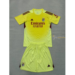 Camiseta y Pantalón Fútbol...