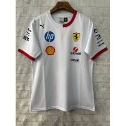 Camiseta F1 Scuderia Ferrari Cuello Bicolor Blanca 2025