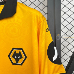 Camiseta Fútbol Wolverhampton Primera Equipación 2025-2026