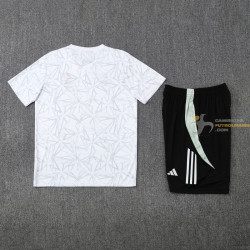 Camiseta y Pantalón Entrenamiento Real Madrid Blanca 2025-2026