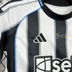 Camiseta y Pantalón Fútbol Niños Newcastle Primera Equipación 2025-2026